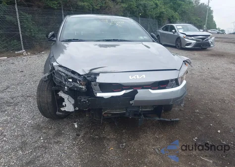 2023 Kia Forte Gt-Line z USA, uszkodzony, nr VIN 3KPF54AD7PE536837